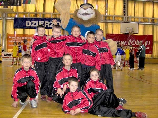 Narybek futbolu dobrze sobie radzi