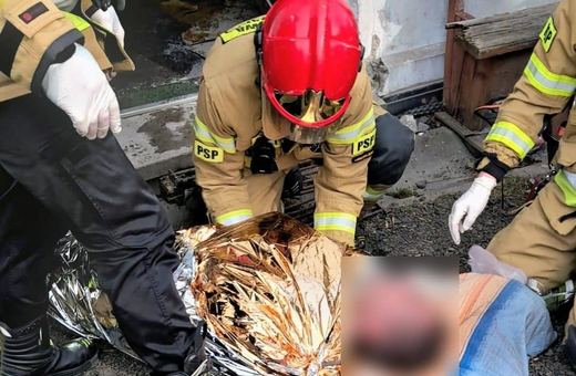 Policjantki uratowały 49–latka z płonącego mieszkania