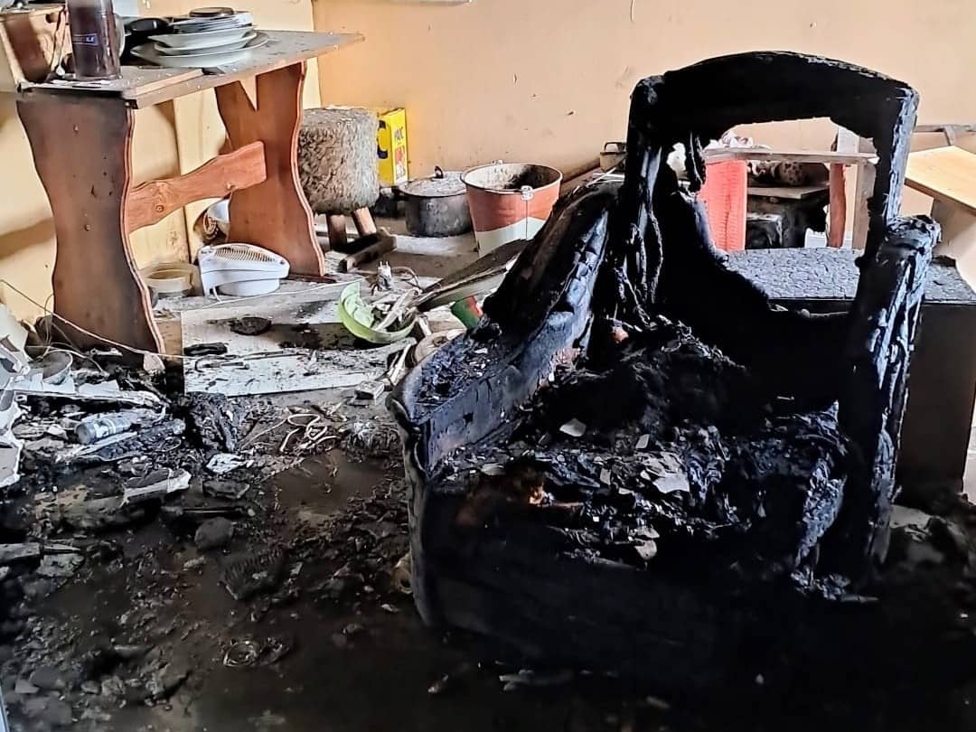 Policjantki uratowały 49–latka z płonącego mieszkania