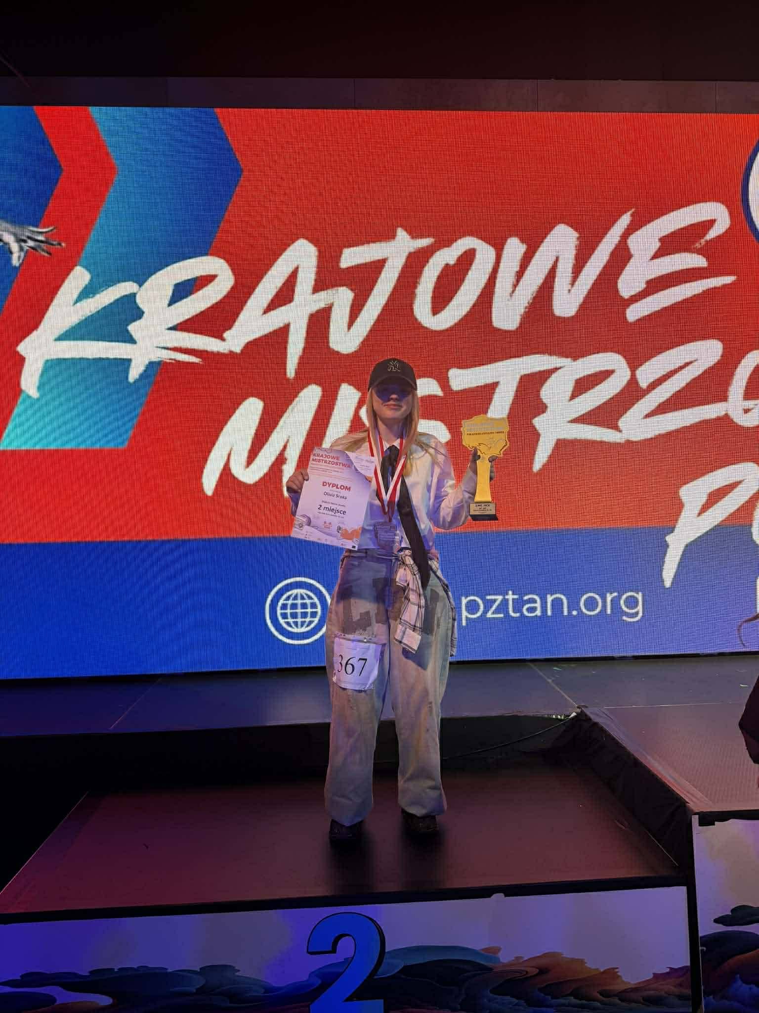 Olivia podbija scenę taneczną