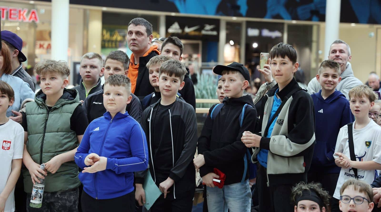 Tłumy na spotkaniu z legendarnym bramkarzem