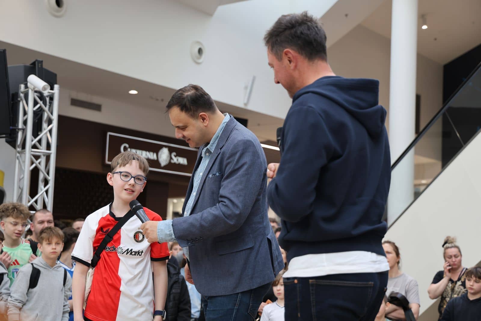 Tłumy na spotkaniu z legendarnym bramkarzem