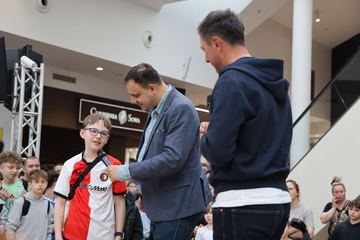 Tłumy na spotkaniu z legendarnym bramkarzem