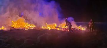 Nocna walka strażaków