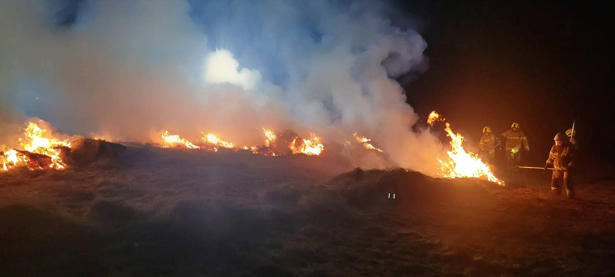 Nocna walka strażaków