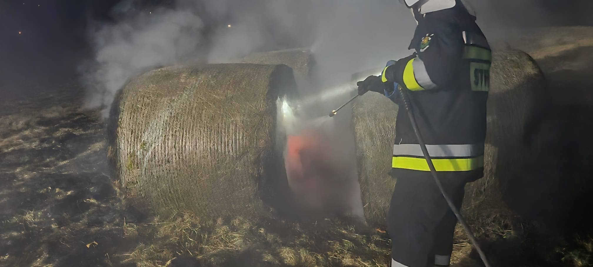 Nocna walka strażaków