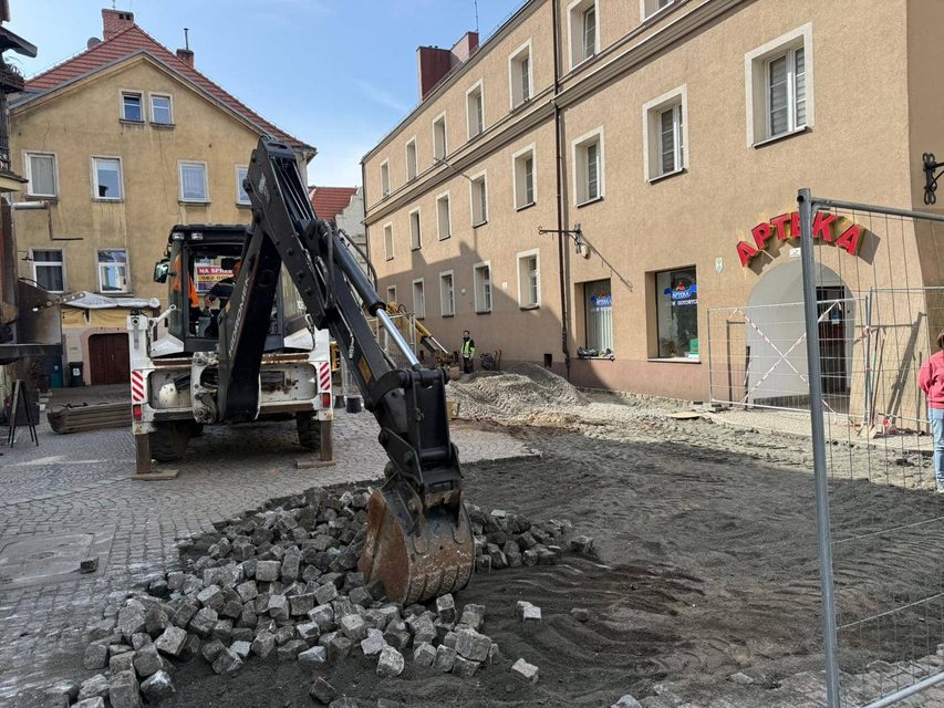 O nowym domu dziecka, powrocie bociana i spotkaniu z legendą futbolu