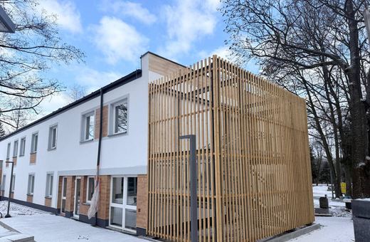 Budowa centrum opieki na finiszu
