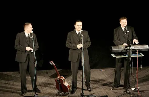 Artyści na teatralnej scenie.