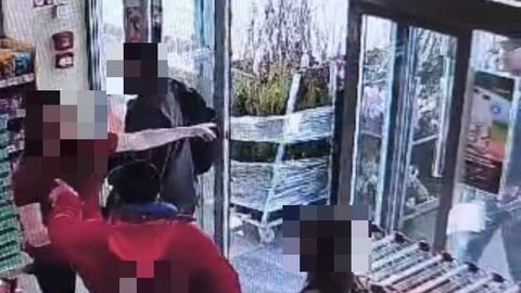 Doigrał się... Kradzież rozbójnicza i groźby wobec funkcjonariuszy