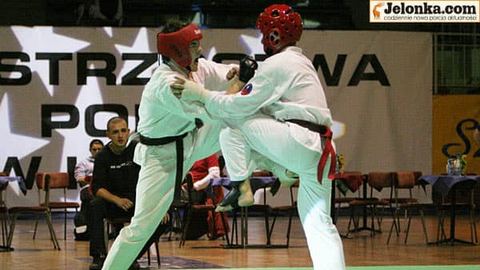 Medale jeleniogórzan w Karate