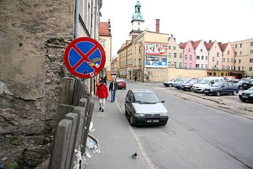 Fotografia mówi sama za siebie: scenka z ulicy Jasnej.