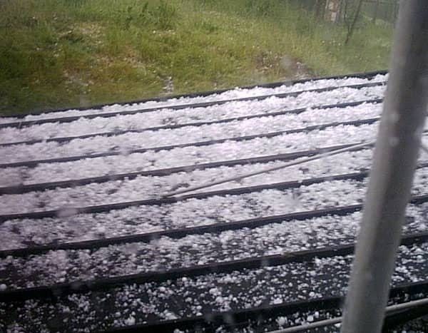 Uwaga na grad i pioruny!