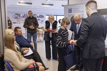 Pieniądze dla najlepszych