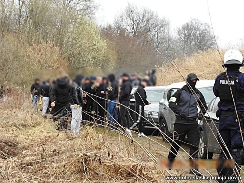 Kibolska ustawka. Szykowali się na "rzeźnię"