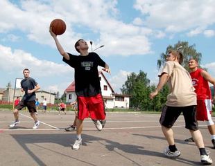 Rzucali nie tylko za trzy punkty