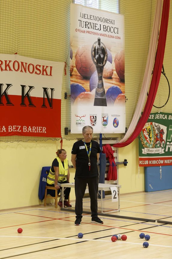Rzucali kulami w Jeleniej Górze