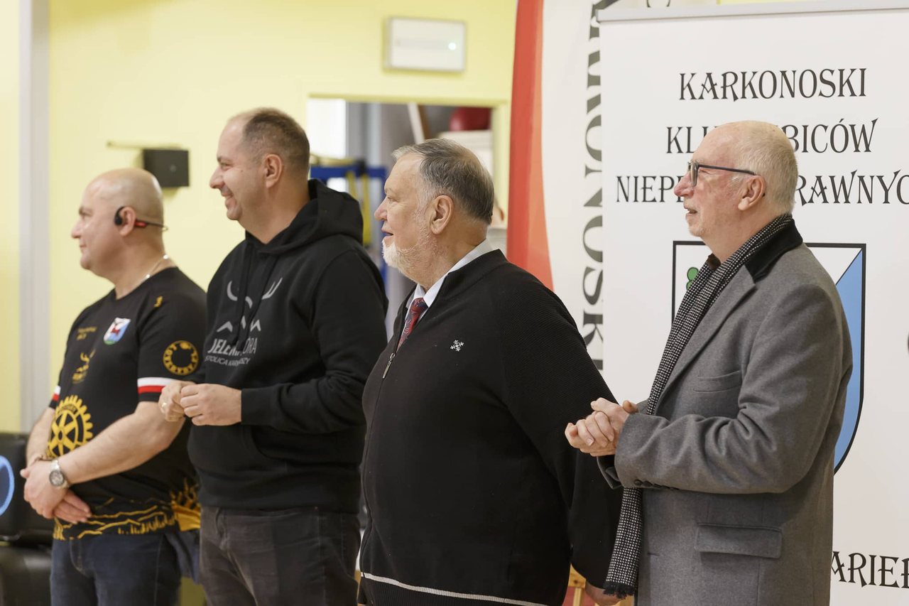 Rzucali kulami w Jeleniej Górze