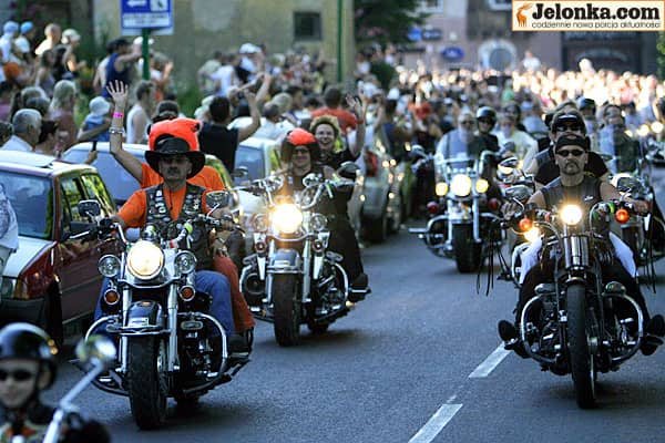 Motorowy show pod Śnieżką