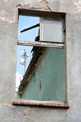 Z miasta znika ruina