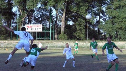 Trzecia liga pozostaje poza zasięgiem piłkarzy Lotnika.