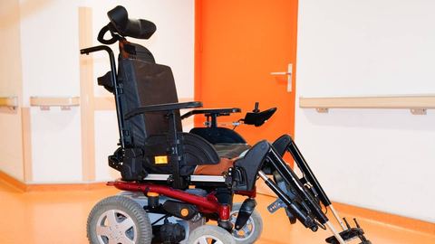 4 ważne zasady dbania o elektryczne wózki inwalidzkie