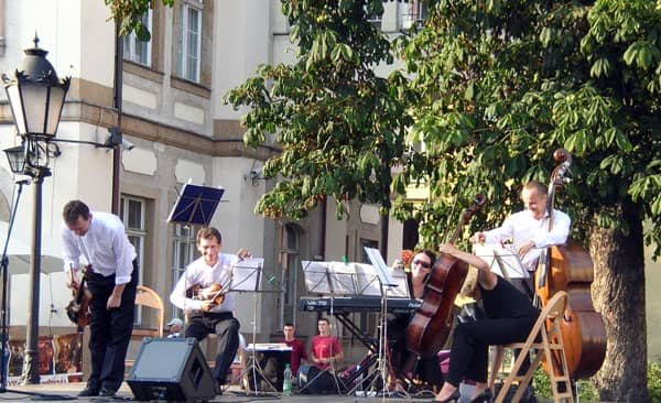 Była muzyka, będzie kino