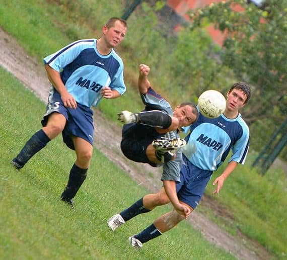 Deszczowy turniej dla Lotnika