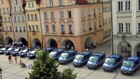 Policja otrzymała niedawno kilka nowych pojazdów. Oby ich niszczenie nie stało się pokusą dla przestępców i wandali.