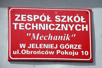 Biurokracja opóźnia stypendia