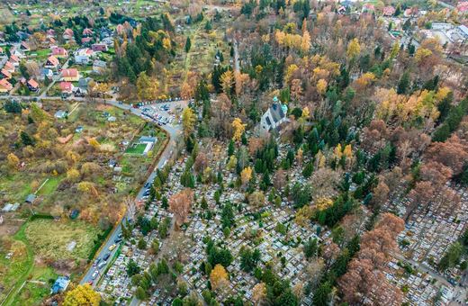 Miasto szykuje tysiące nowych miejsc na cmentarzu