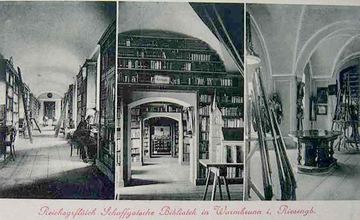 Zamkowa biblioteka.