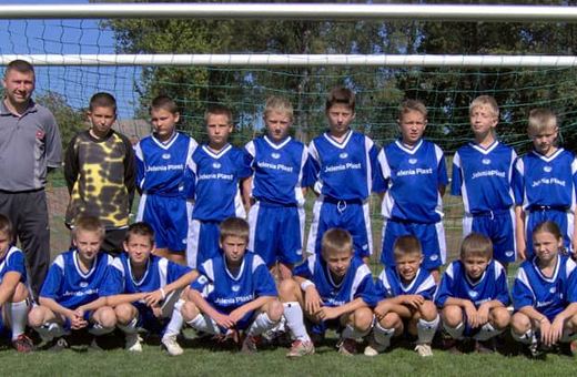 Młodzicy z KKS Jelenia Góra.