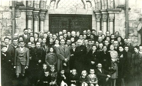 Zbiorowy portret piechowiczan pionierów.