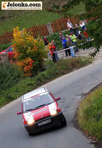 Rajdowcy znów wrócili na kręte drogi w okolicach Jeleniej Góry.