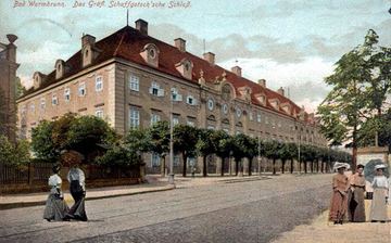 Powrót do przeszłości: pałac Schaffgotschów – wielu dawnych ciepliczan i kuracjuszy chodziło na spacery w kierunku Malinnika.