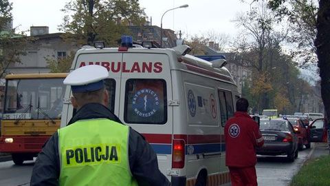 Na miejsce szybko przyjechało pogotowie ratunkowe.