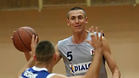 Tomasz Wilas w jednej z niewielu akcji drużyny Sudetów.