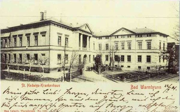 Wysyłano stamtąd pozdrowienia.