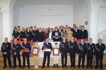 Nowe władze w OSP Łomnica