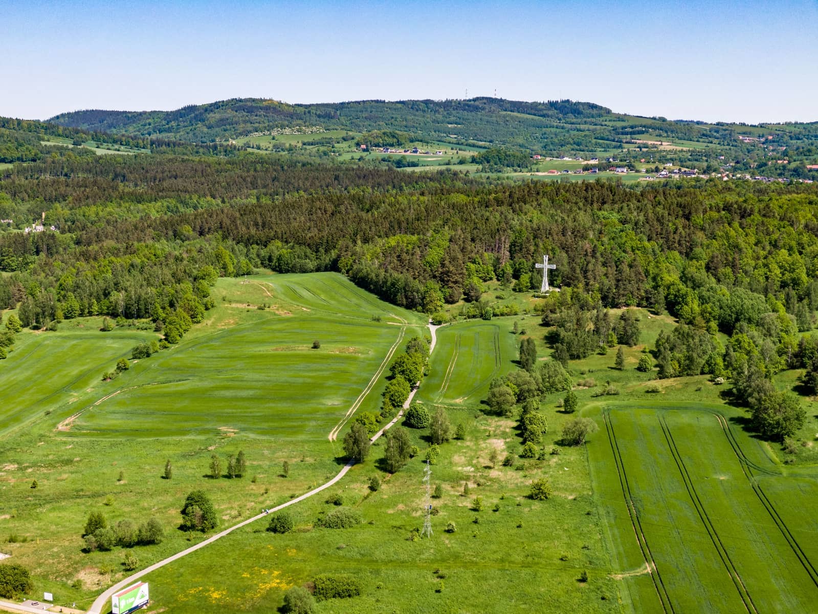 Krzyż Milenijny – od jubileuszu do codziennych spacerów