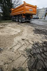 Kładą rury na Zabobrzu