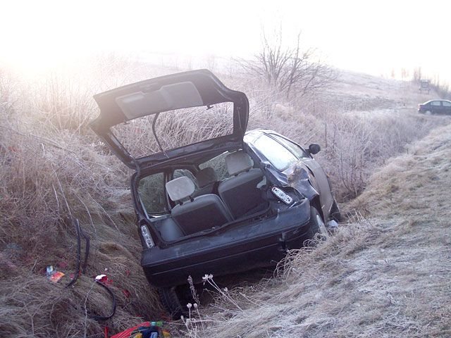 Renault twingo w rowie.