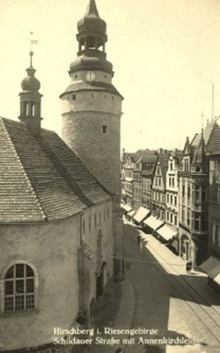 Miejsca magiczne - skwer z historią