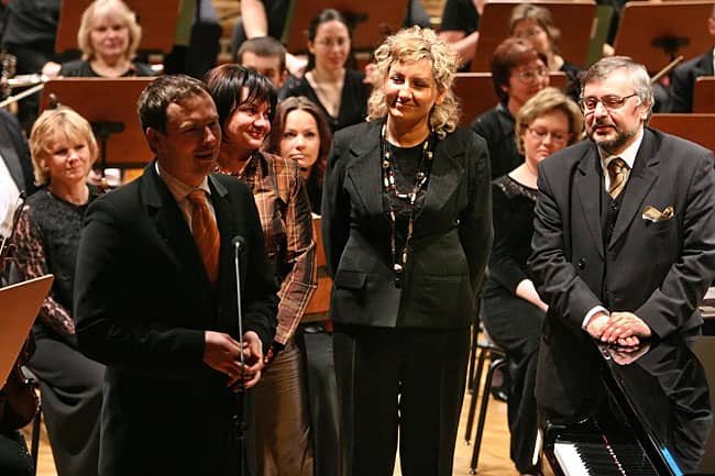 Blask gwiazd i szansa dla młodych