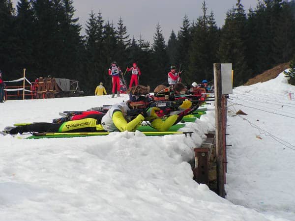 Dobre starty biathlonistów