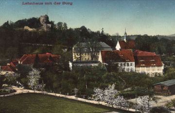 Zamek Lenno w tle panoramy Wlenia (Lahn) na początku XX wieku.