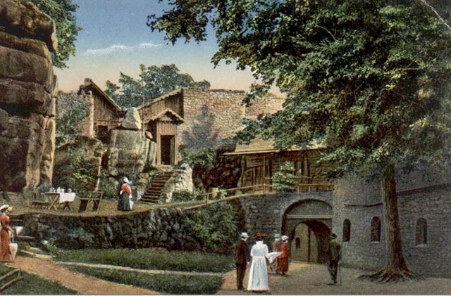 Romatyczna wycieczka na Bolzenschloss (Bolczów) – zagospodarowane ruiny na początku XX wieku.