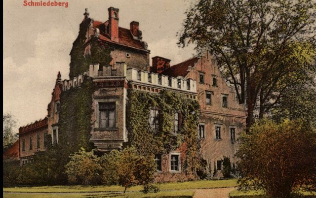 Dworek w pałacowym stylu w Kowarach (Smiedeberg).
