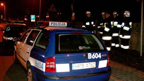 Policja szybko ustaliła i zatrzymała sprawców alarmu. Zdjęcie z jesieni ubiegłego roku.